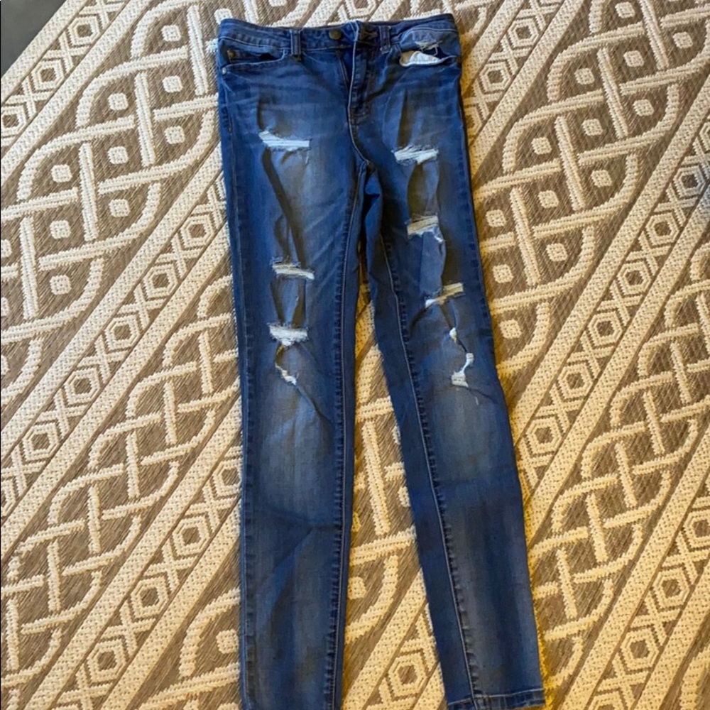 Sun and Shadow Distressed Skinny Jean